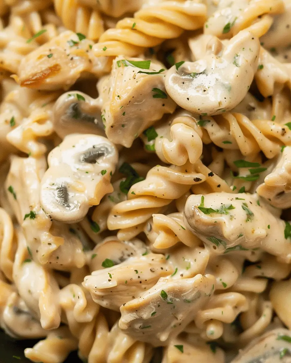 Cooker Chicken and Mushroom Pasta: Easy Comfort Food Delight