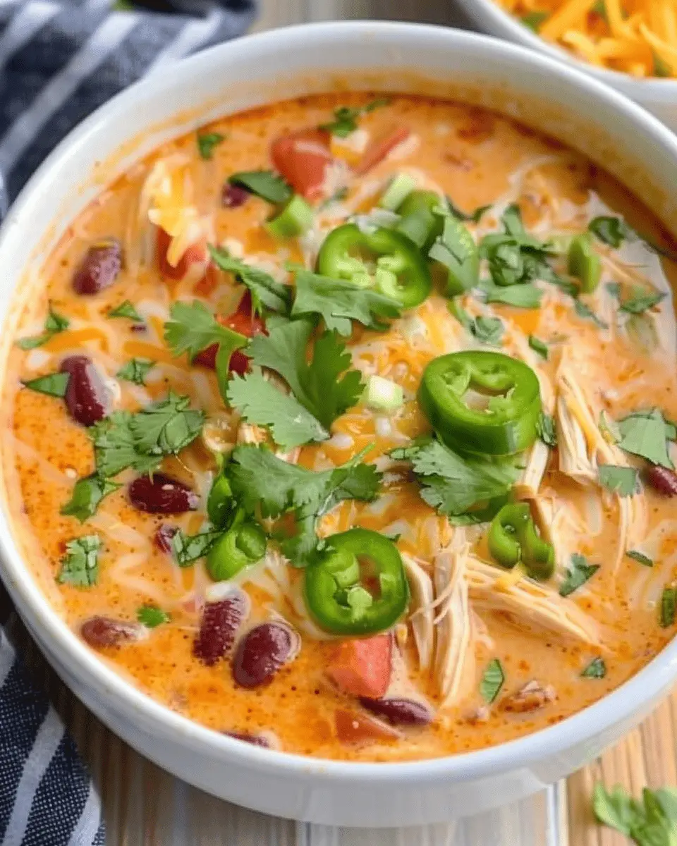 Creamy Chicken Enchilada Soup: Easy Comfort for Cozy Nights