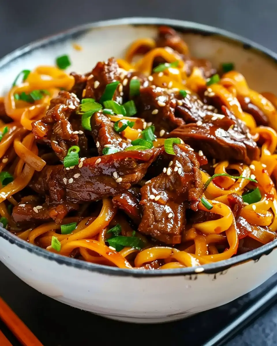 Slow Cooker Korean Beef Noodles: Easy, Delicious Family Meal