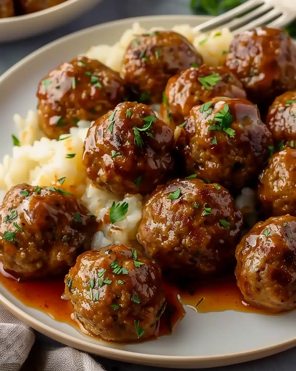 Easy Ground Beef Meatballs: Juicy Family Favorite Recipe